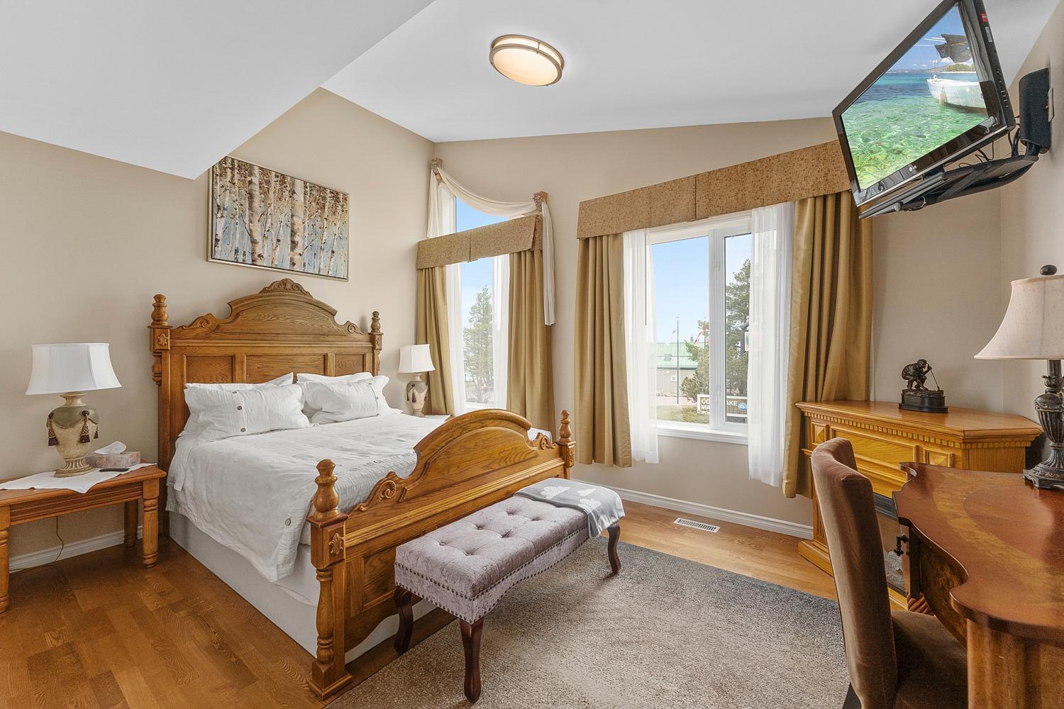 Lakeshore Inn Cold Lake 外观 照片